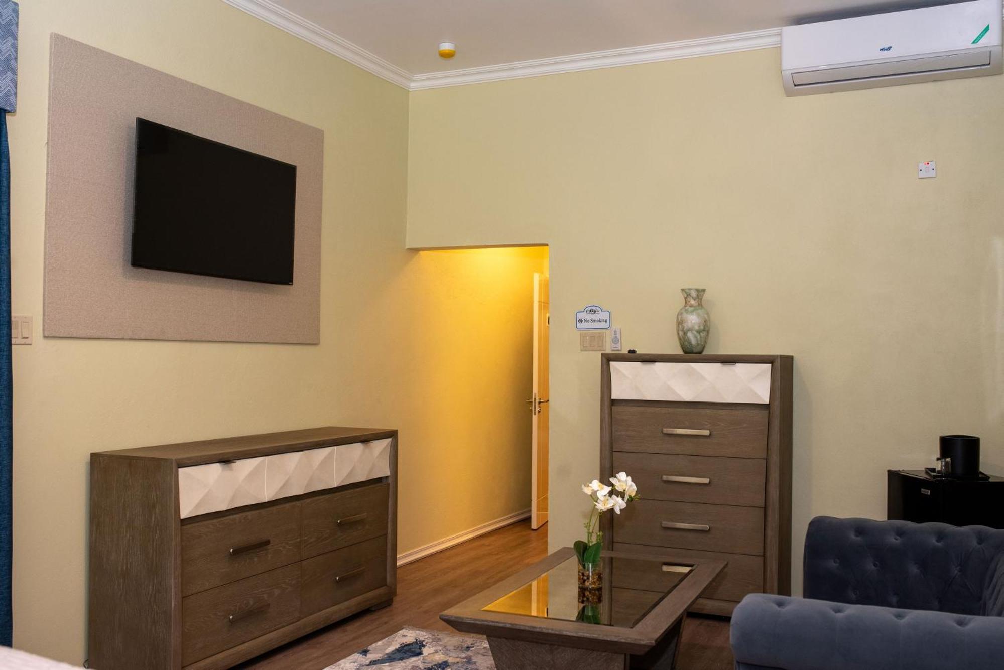 Sky'S Villa Resort Buff Bay ภายนอก รูปภาพ