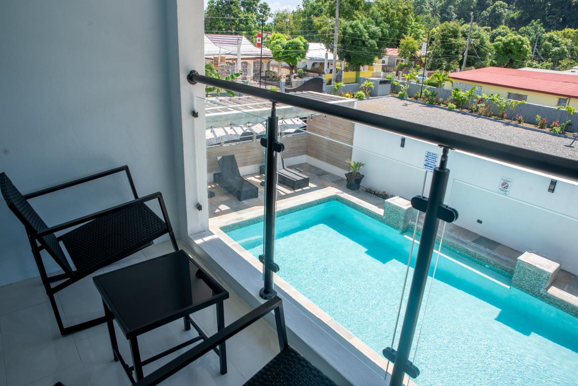 Sky'S Villa Resort Buff Bay ภายนอก รูปภาพ